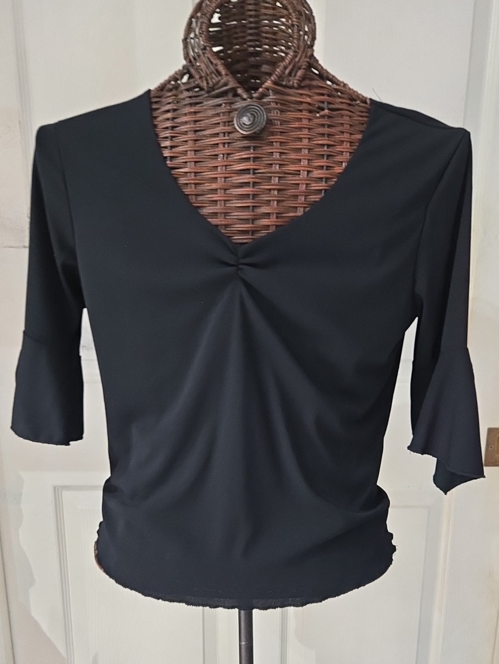 Black V-Neck Twist-Detail Short Sleeve Top